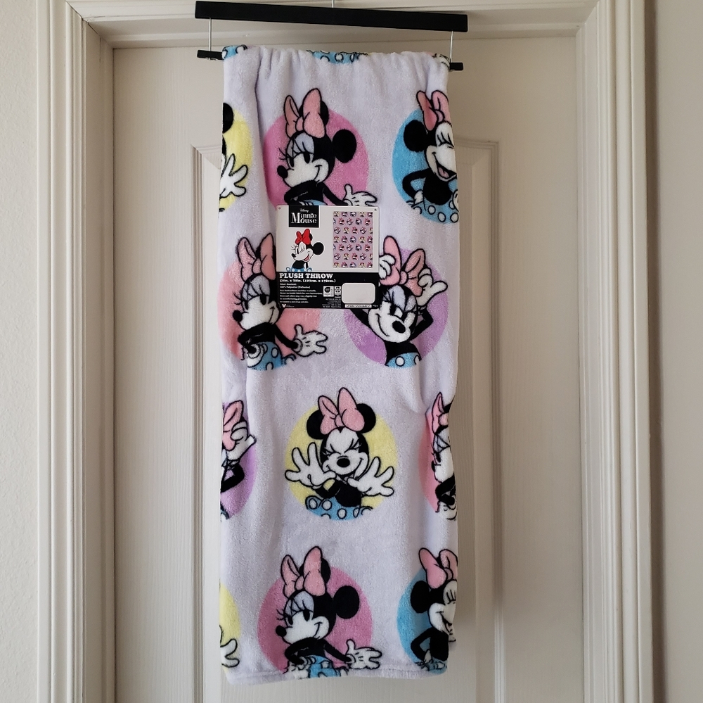 Disney Minnie Mouse Lavender Plush Throw Blanket 50x70 NWT